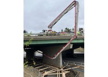 Crews to Change Span in Augusta, Maine : CEG