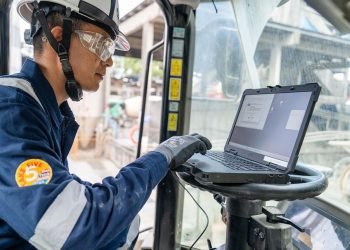 Caterpillar Hosts First-Ever Broker Technician Problem : CEG