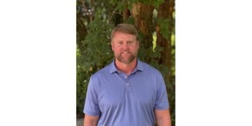 Jeff Jones Joins Group of workers of J.M. Wooden Public sale : CEG