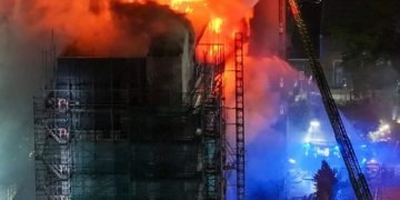 Questions raised over scaffolding’s position in Dagenham blaze