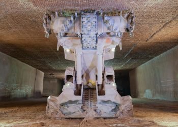 Komatsu Options Pleasure 12HM26 Steady Miner at MINExpo : CEG