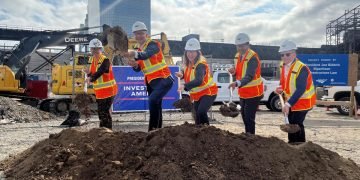 Amtrak, Companions Smash Flooring On New Phila Teach Repairs Facility : CEG