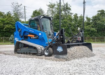 Blue Diamond Attachments Proclaims New Land Grader : CEG