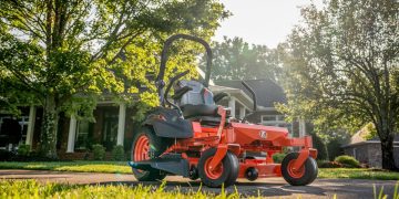 Kubota Provides Two New EFI Fashions to its Z400 Collection : CEG