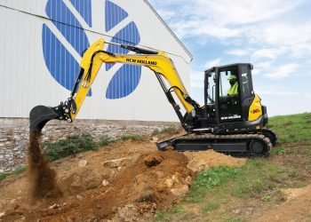 The E90D: New Holland Development’s new, greatest excavator