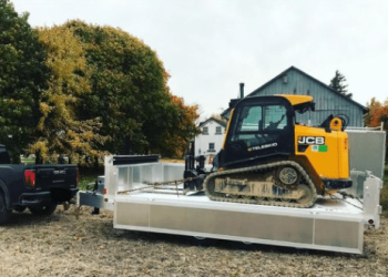 See Why This Sell off Trailer MDD816-10 Is a Millroad Fan Favorite