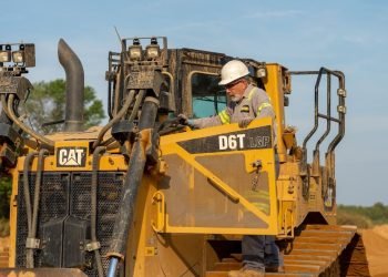 Cat building apparatus gross sales down in Q3 2024