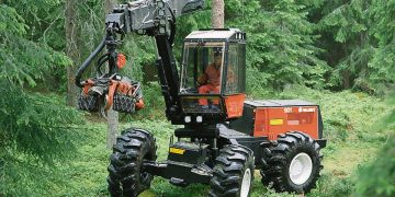 40 Years of Komatsu’s Balance Idea : CEG