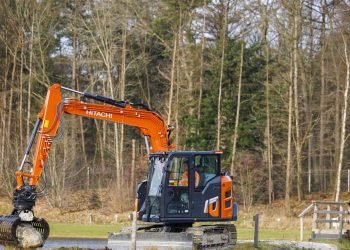 Hitachi provides compact excavators to Zaxis-7 vary
