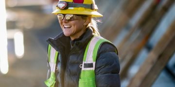 Autodesk and AGC Sign up for Forces to Ship Right kind-Becoming PPE for Girls in Building 