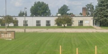 Guy killed all through paintings on former Edmore Medical institution