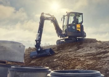 Compact however robust new Volvo EC37 and ECR40 excavators