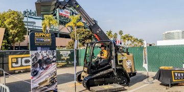 JCB, VetsAid Spouse to Toughen Veterans With Particular Teleskid : CEG