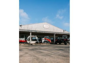 Jasper Tractor Joins Takeuchi’s Broker Community : CEG