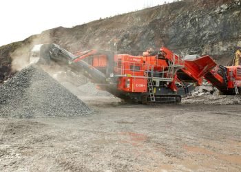 Top-Capability Manufacturing With Finlay C-1550+ Tracked Cone Crusher : CEG