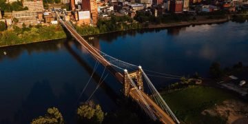 WVDOH to Resolve Long term Use of Wheeling Suspension Bridge : CEG