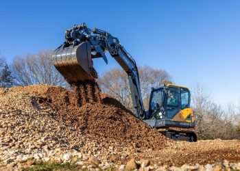 HX90A Tops Hyundai’s Compact Excavator Line : CEG