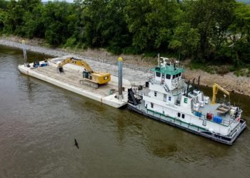 USACE Works to Stabilize Banks of Missouri River : CEG