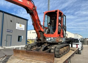 Town of BA offers mini excavator to Town of Nowata after hearth | Information