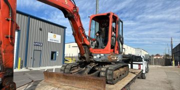 Town of BA offers mini excavator to Town of Nowata after hearth | Information
