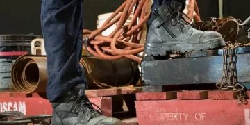 Can Metal Toe Boots Rust?