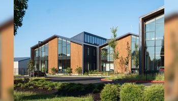 Oregon’s mass bushes construction blends trade and nature