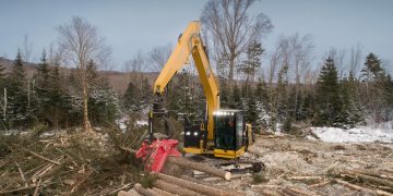 Caterpillar Introduces FM528 GF/LL Woodland Gadget : CEG