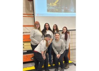 Beef up Brooke’s Area with Manitowoc’s restricted version ‘Construction In combination’ shirts : CEG