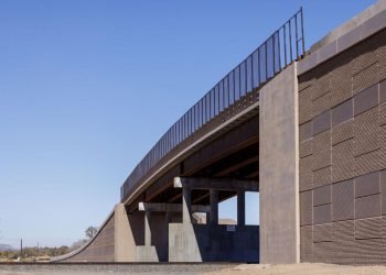 NMDOT Opens Bridge Over Railroad Tracks in Jarales : CEG