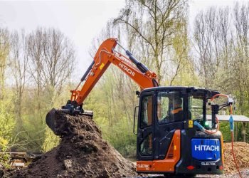 Hitachi launches 0 emission excavator