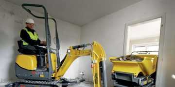 Mini Excavators: Small convenience – Building Briefing