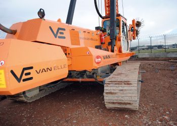 Van Elle sounds income caution Van Elle sounds income caution