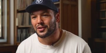Rugby superstar plans transfer into development