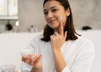 Creme Pigm 400: Advantages, Makes use of, And Evaluations for Radiant Pores and skin