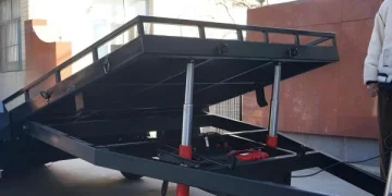 Simple Car Loading and Shipping