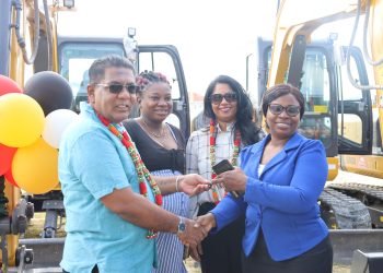 Mocha/ Arcadia amongst six NDCs to take pleasure in mini excavator to beef up group drainage