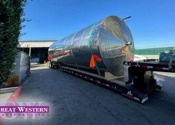 What Can You Send with Heavy Haul Trucking?