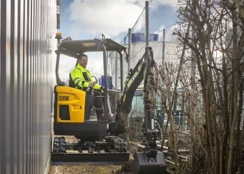 Volvo expands mini excavator lineup in North The united states with ECR18E and EC20E