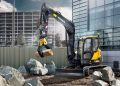 Volvo’s short-swing compact excavator excels in a decent spot Volvo’s short-swing compact excavator excels in a decent spot