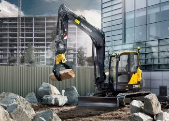 Volvo’s short-swing compact excavator excels in a decent spot
