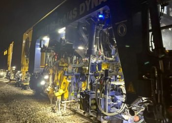 Community Rail awards £1.1bn music gadget contracts