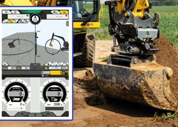 Komatsu upgrades tiltrotator compatibility