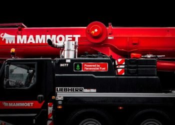 Mammoet makes HVO dedication