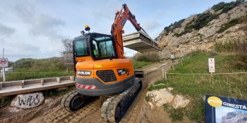Construction Summer season Goals By way of The Sea With Develon DX62R