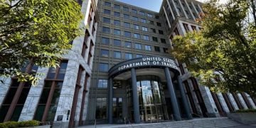 States Sue DOT Over Risk to Cancel Grants If No Immigration Enforcement Assist