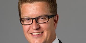 Exchange of chair at Development Business Council