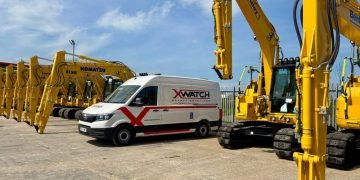 JN Bentley switches to Xwatch