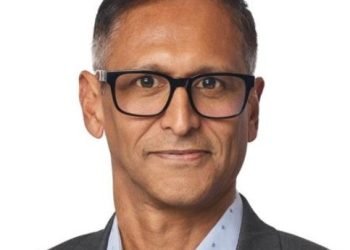 Leaning Against Smarter Production with AI