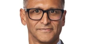 Leaning Against Smarter Production with AI