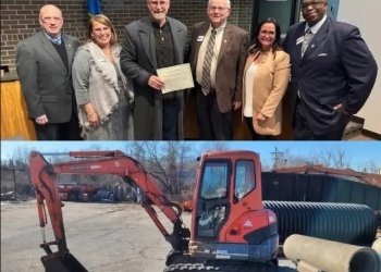 Bartlesville Radio » Information » Damaged Arrow Donates Excavator to Nowata Following Fireplace